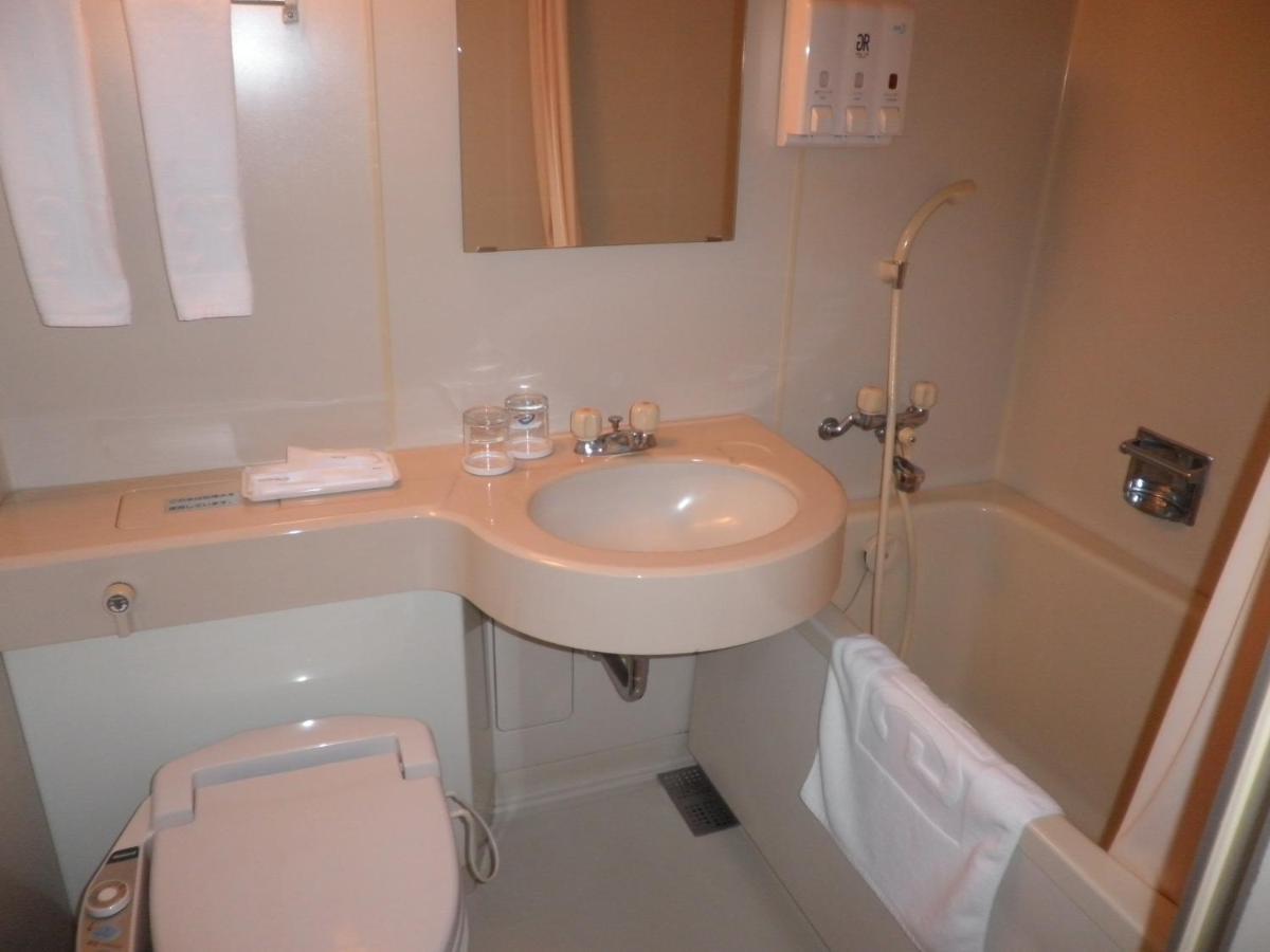 Green Rich Hotel Nishitetsu Ohashi Ekimae Фукуока Номер фото