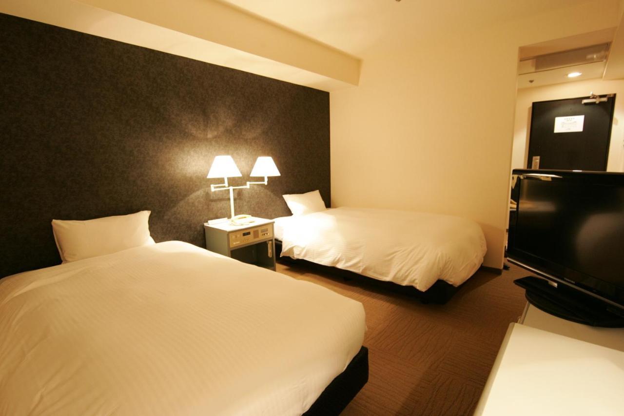 Green Rich Hotel Nishitetsu Ohashi Ekimae Фукуока Номер фото