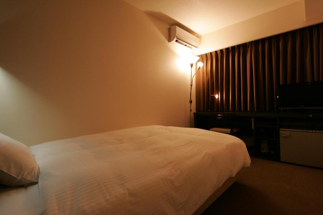 Green Rich Hotel Nishitetsu Ohashi Ekimae Фукуока Экстерьер фото