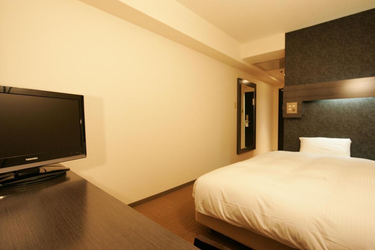 Green Rich Hotel Nishitetsu Ohashi Ekimae Фукуока Экстерьер фото